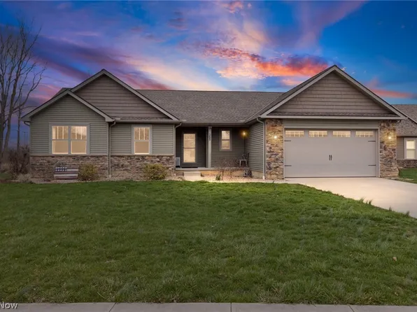283 Woodland Ct, Wellington, OH 44090