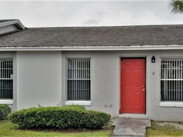 2 Lake Villa Way, Kissimmee, FL 34743