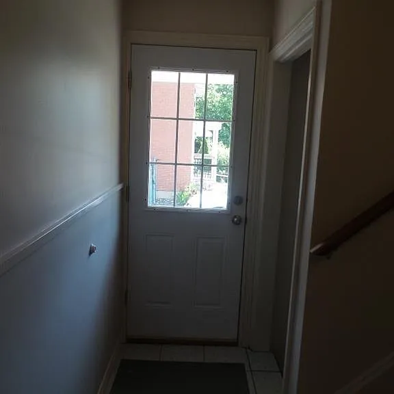 2163 College Ave — Photo 3
