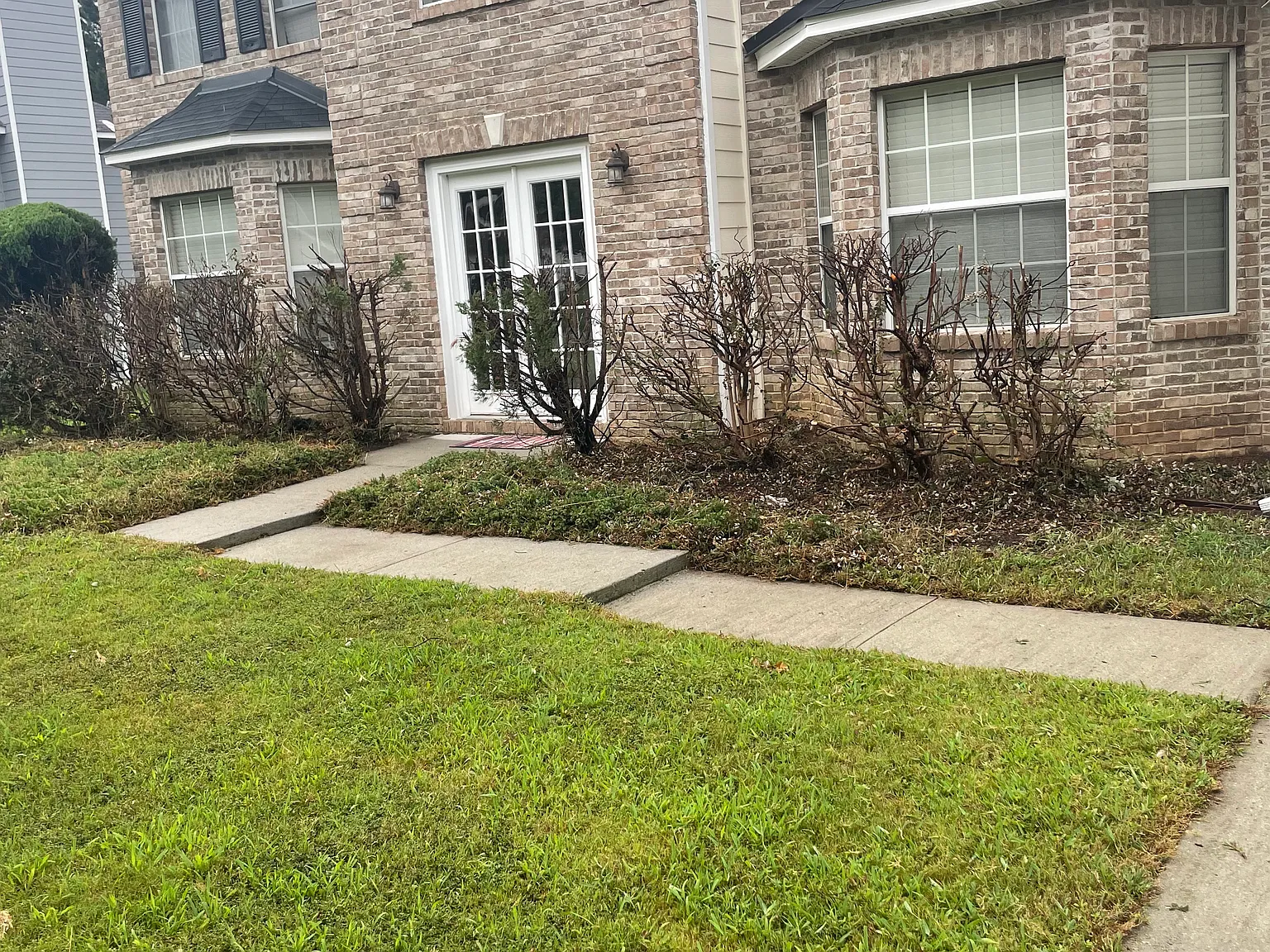 5 bed, 3200 sqft, $2,850 — Photo 1