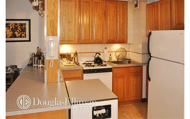 Sold by Douglas Elliman | media 3