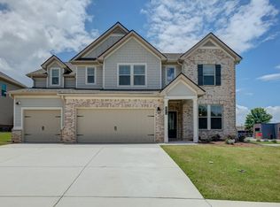 2000 Carolyn Dixon Way, Fayetteville, GA 30214