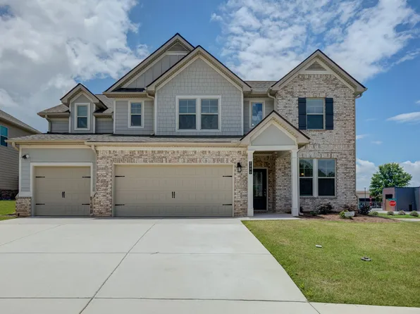2000 Carolyn Dixon Way, Fayetteville, GA 30214