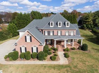 4 Weatherby Dr, Greenville, SC 29615