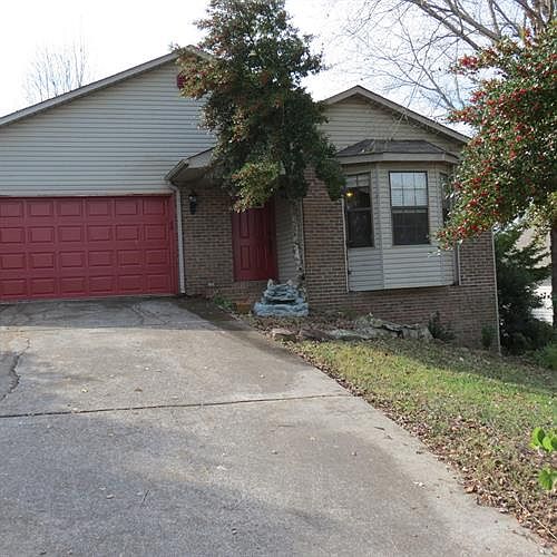 1st image of 3223 Bloomfield Cir