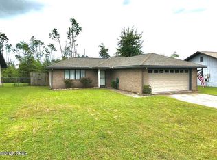 209 Acme Ln, Lynn Haven, FL 32444