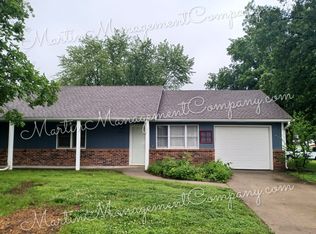 3100 Brooking Park Ave, Sedalia, MO 65301