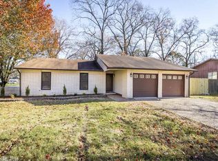 2 Donnell Dr, North Little Rock, AR 72120