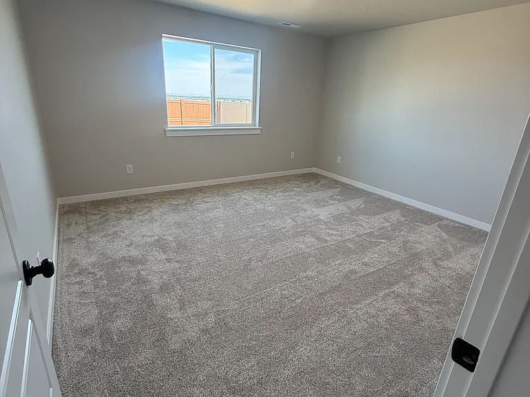 2215 S Border Way — Photo 7