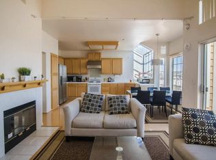 26 Nancy Ln, Daly City, CA 94014