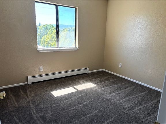3rd image of 1605 White Ave APT C