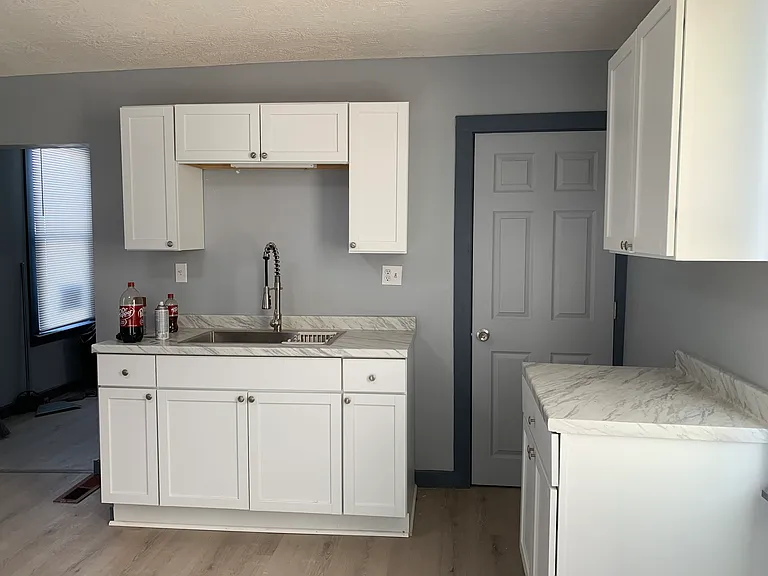 1504 Linden St — Photo 8
