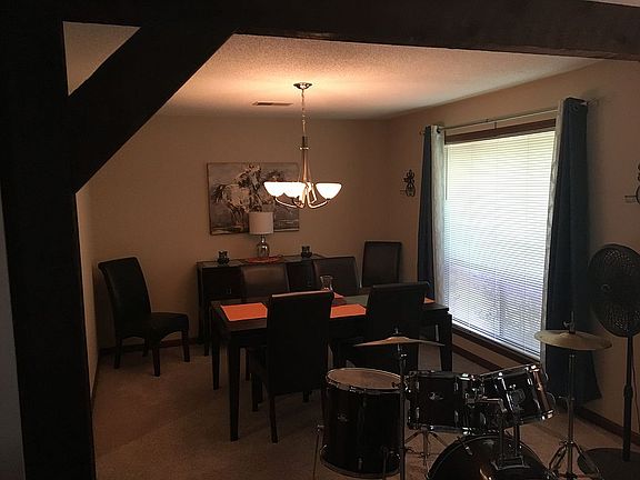5th image of 617 Medinah Dr