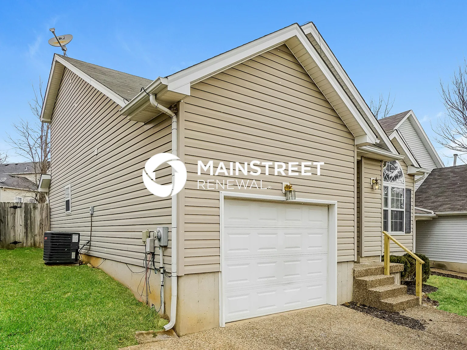 10715 Bayport Rd — Photo 4