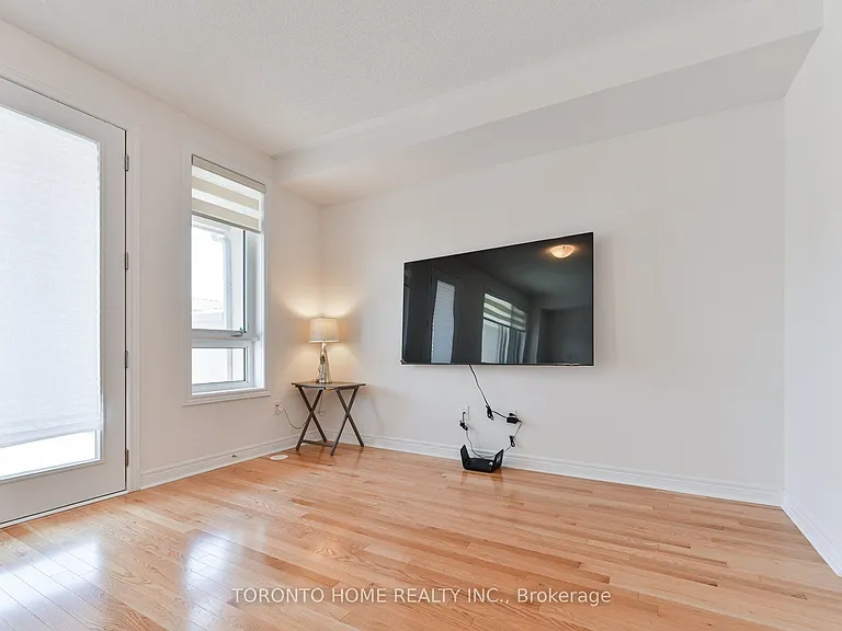 113 Mumbai Dr — Photo 11