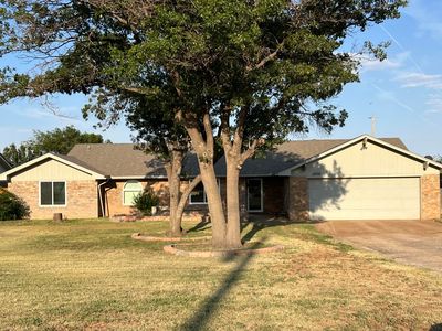 1009 Front St, Dimmitt, TX, 79027