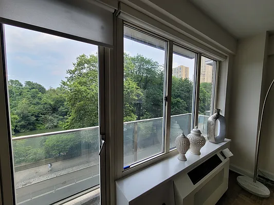 Rented by essential NEW YORK Real Estate | media 25