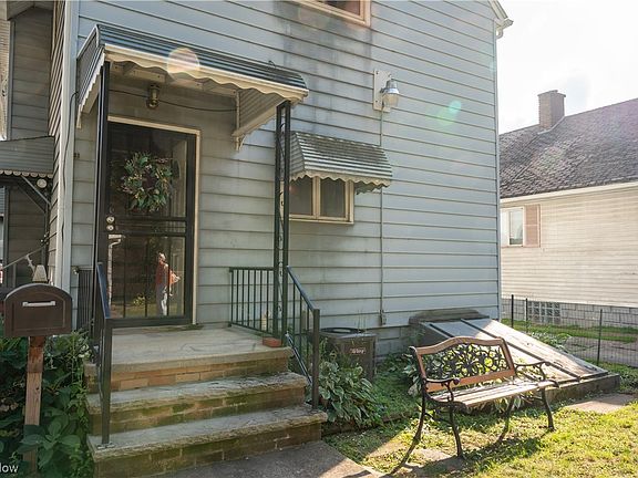 4th image of 5715 Huss Ave