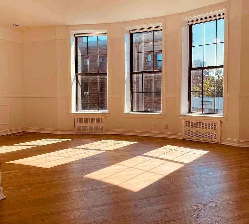 1st image of 189 Sterling Pl APT 9