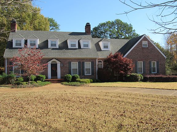 2nd image of 200 Wickwood Dr