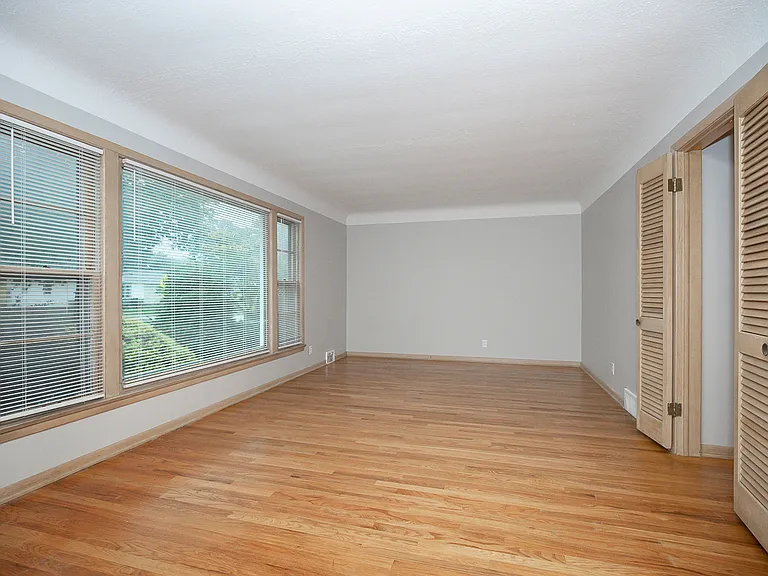 4365 Adrian Rd — Photo 9