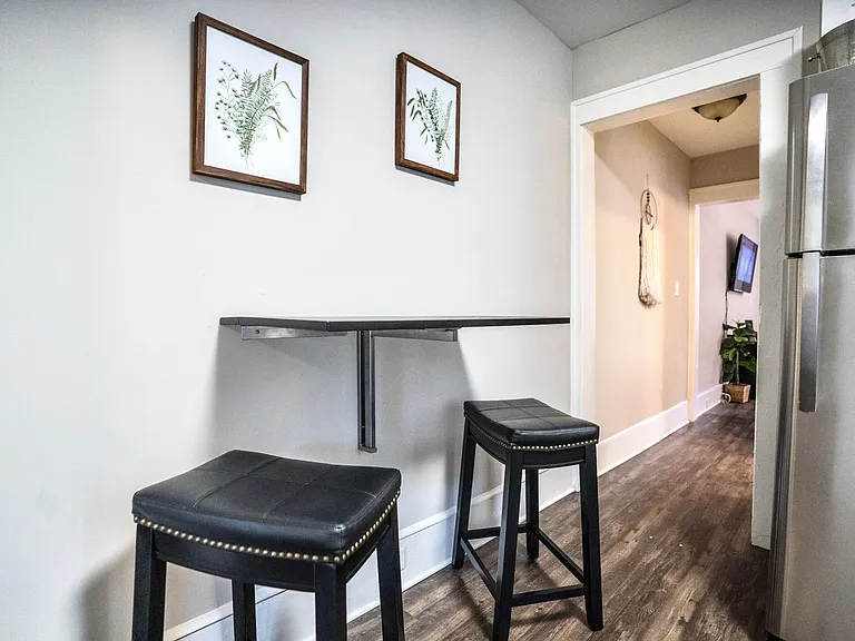 2337 Gilmore St #1 — Photo 11