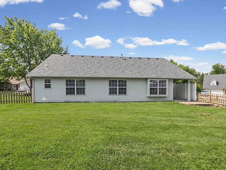 5703 Candlewood Dr — Photo 22