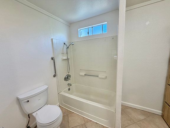 5th image of 3517 36th St