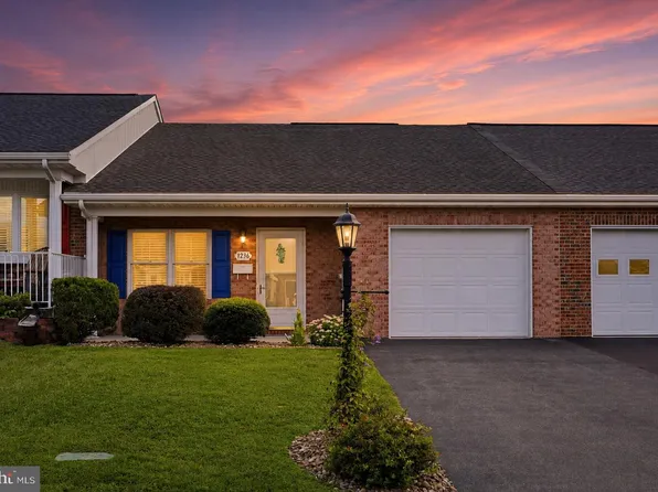 1236 Grand Legacy Dr, Hagerstown, MD 21740