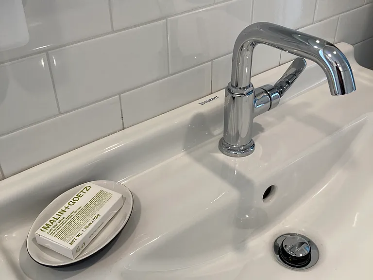 52 Main St #10 — Photo 6