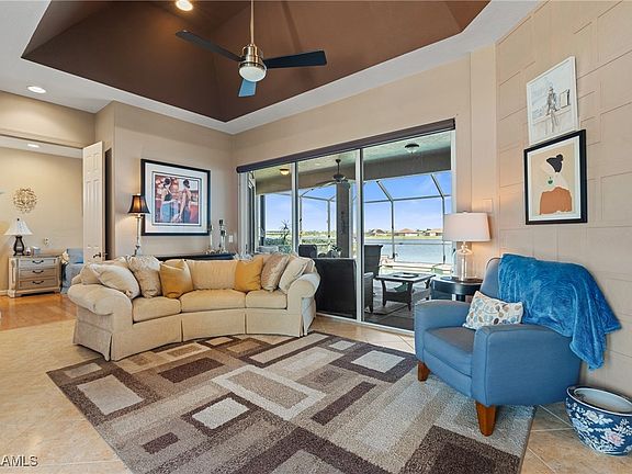 4th image of 2225 Valencia Lakes Cir