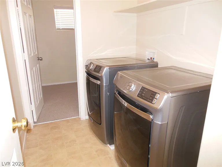 6249 Whispering Creek St — Photo 14