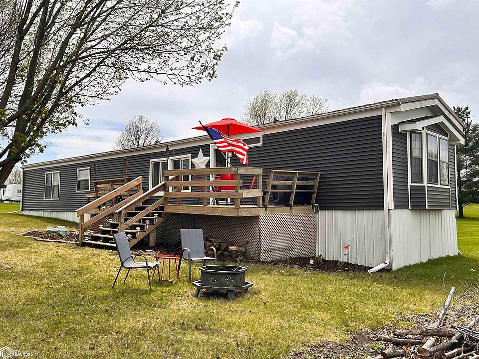 1st image of 10675 Four Point Ln