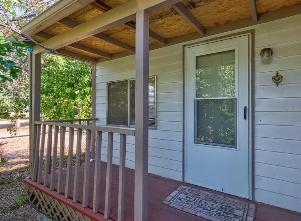 Front Entry (from 2nd Street)