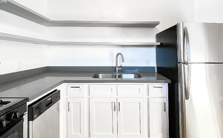 1823 Montrose St #8 — Photo 10