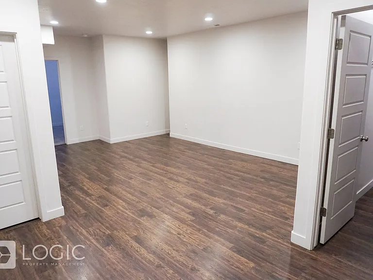 15297 S Revolutionary Way #DOWNSTAIRS — Photo 8