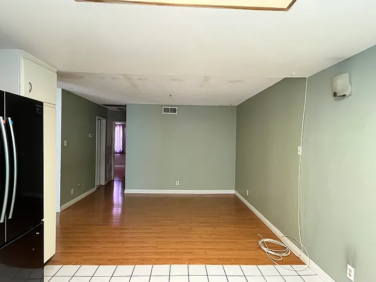 908 S Garfield Ave — Photo 7