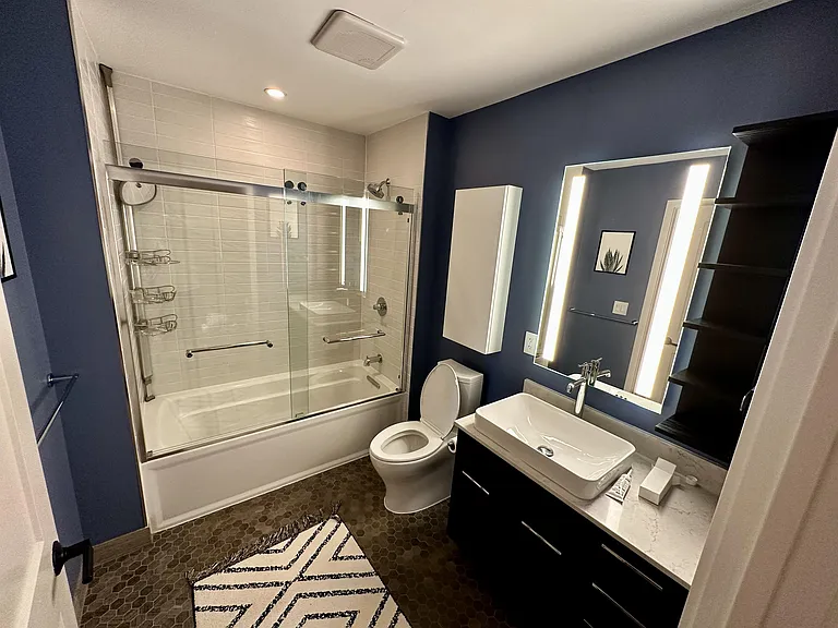 70 N St SE #712 — Photo 12