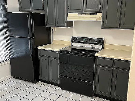 5th image of 227 Hawthorne Dr #227