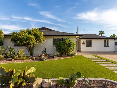 8335 E WELDON Avenue, Scottsdale, AZ, 85251