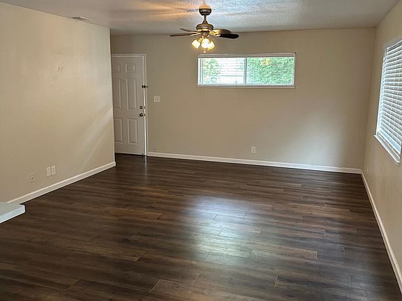 4th image of 2314 N St APT B