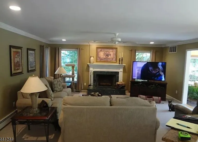 246 Fresh Ponds Rd — Photo 31