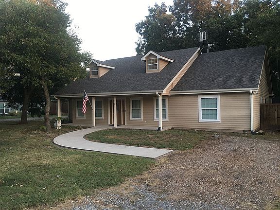 2nd image of 333 W Marshall Dr