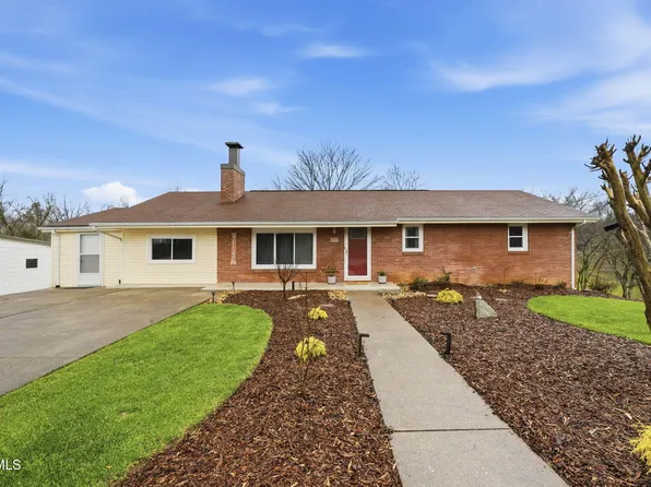 121 Chateaugay Rd, Kingsport, TN 37660