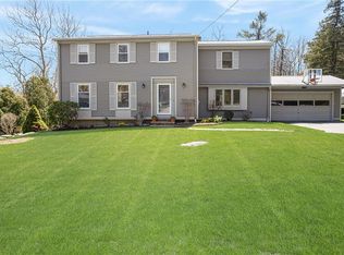 112 Longfellow Dr, North Kingstown, RI 02852