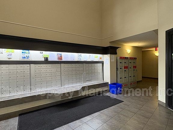 4th image of 7327 S Terwillegar Dr NW #7330