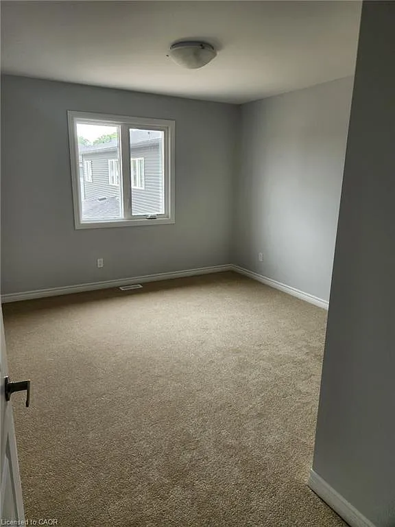 4 bed, 2.5 bath, 2002 sqft, $2,750 — Photo 4
