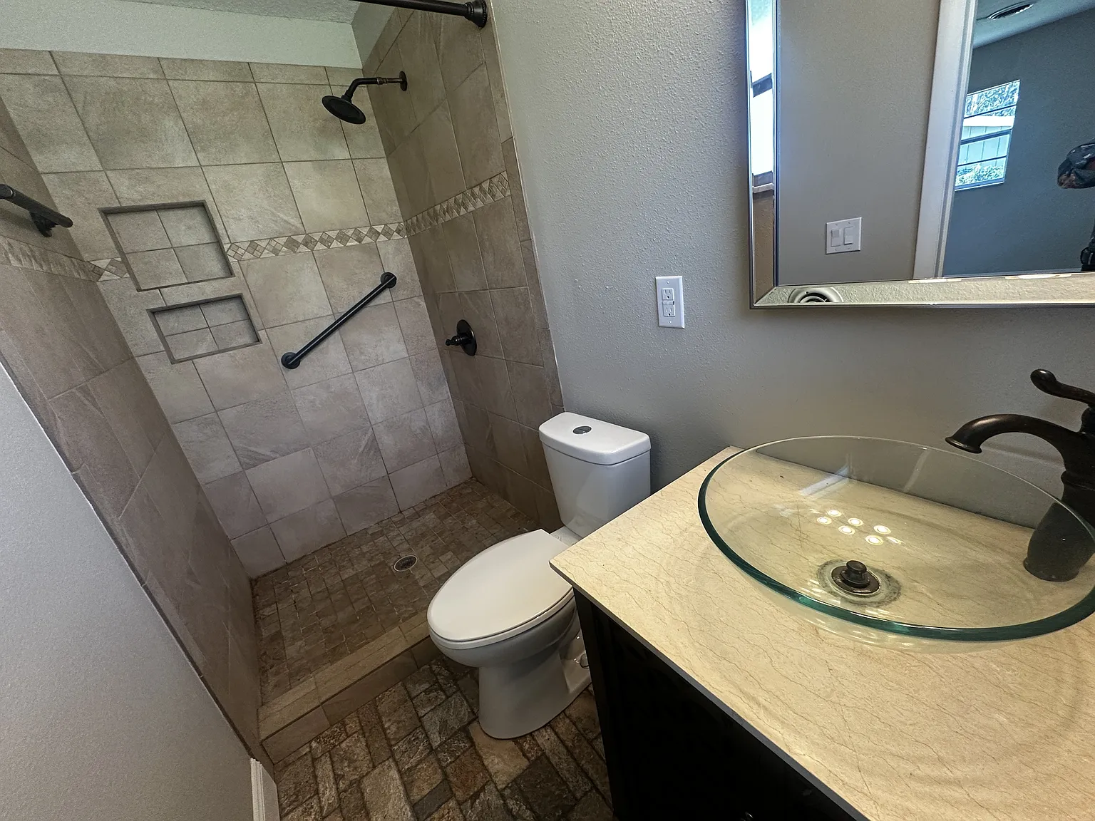3700 Southeast 34th Court - 1 — Photo 2