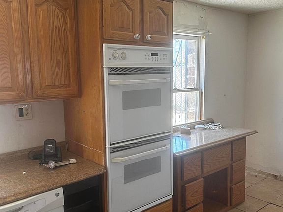 5th image of 3710 Moonlight Ave