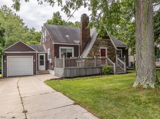 1494 Grant Ave, Cuyahoga Falls, OH 44223